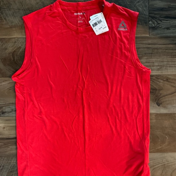 Men’s Reebok Tank - Picture 2 of 5